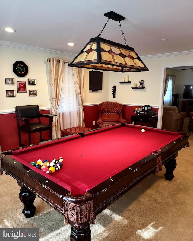 rec room with carpet, billiards, crown molding, and recessed lighting