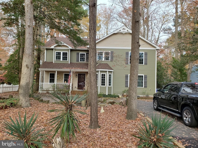 view of front of property with covered porch