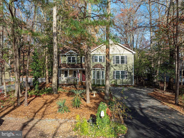 view of front facade with covered porch