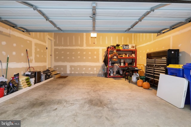 143 Knobby Hook, Hanover, PA 17331 - view of garage