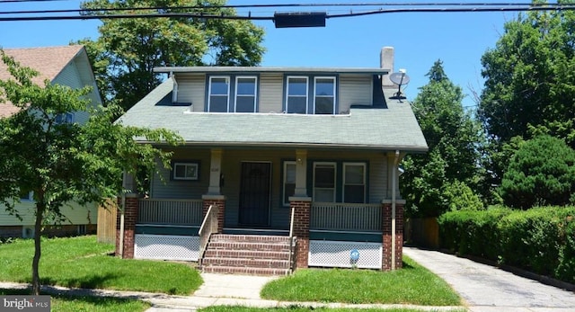 view of front facade with covered porch