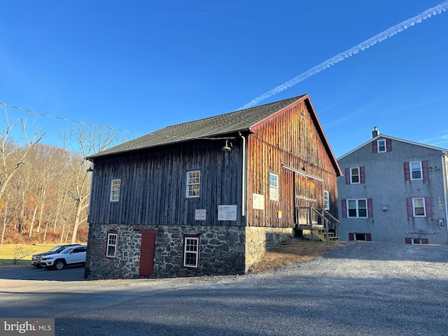 view of home's exterior