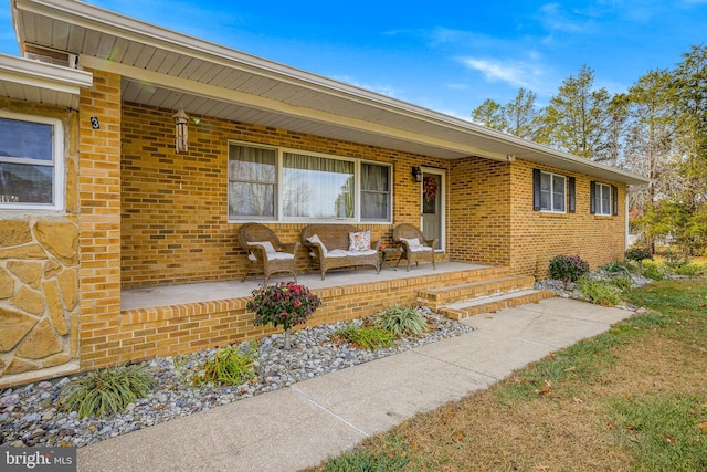 view of front of house featuring a porch