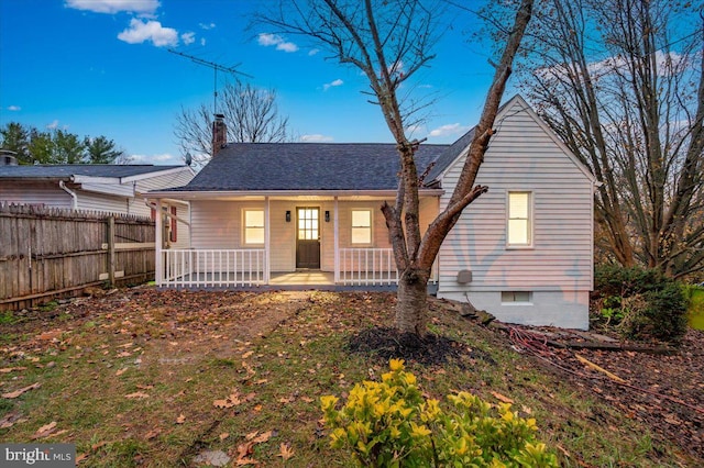 view of front of home with covered porch