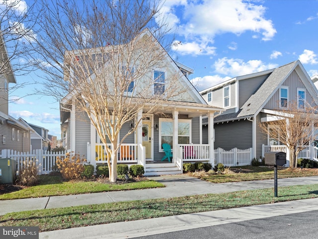 view of front facade featuring covered porch