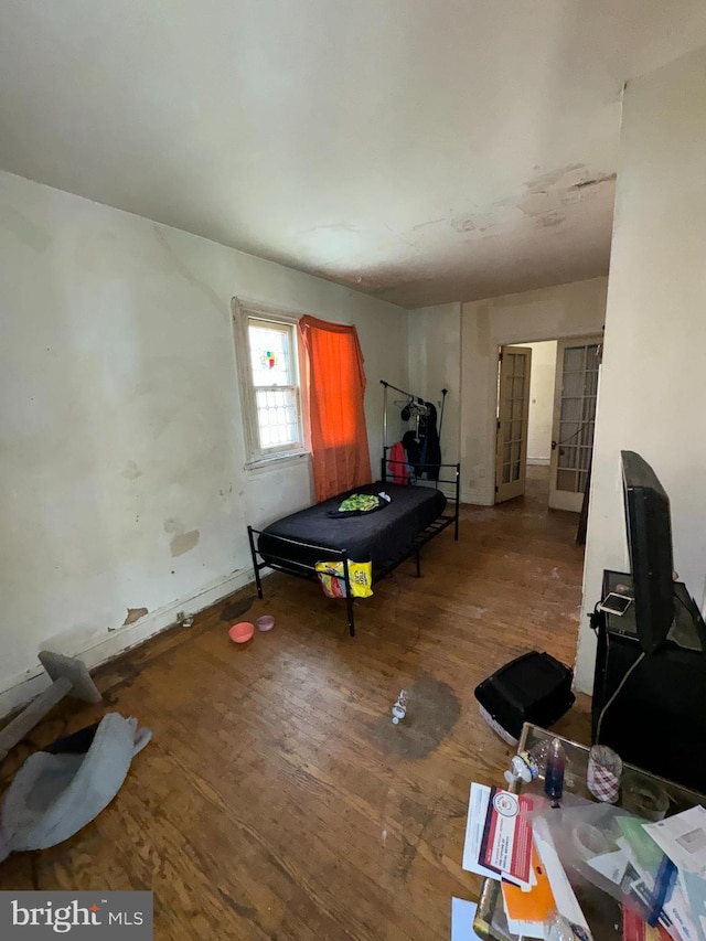 game room with wood-type flooring