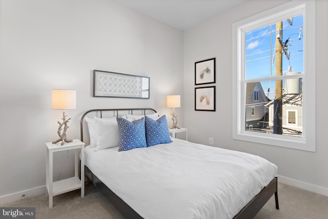 bedroom with carpet flooring