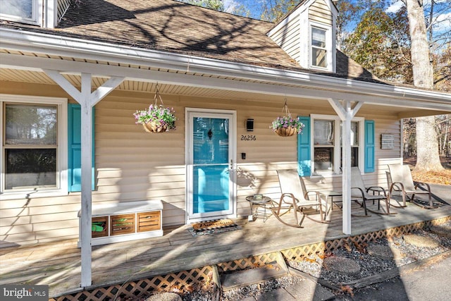 entrance to property with covered porch