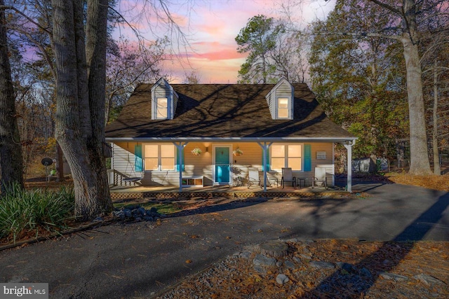 view of front of property with a patio area