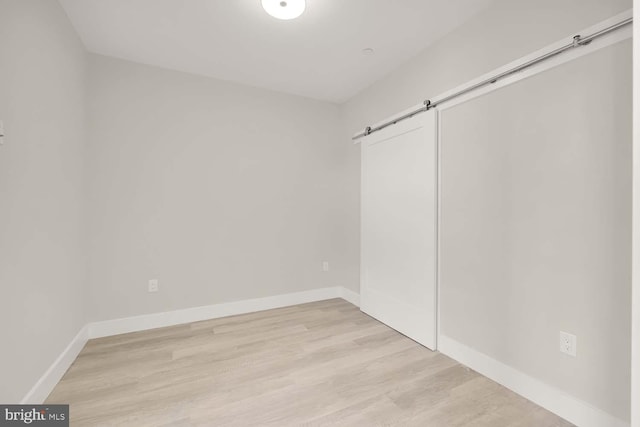 unfurnished bedroom with light hardwood / wood-style floors