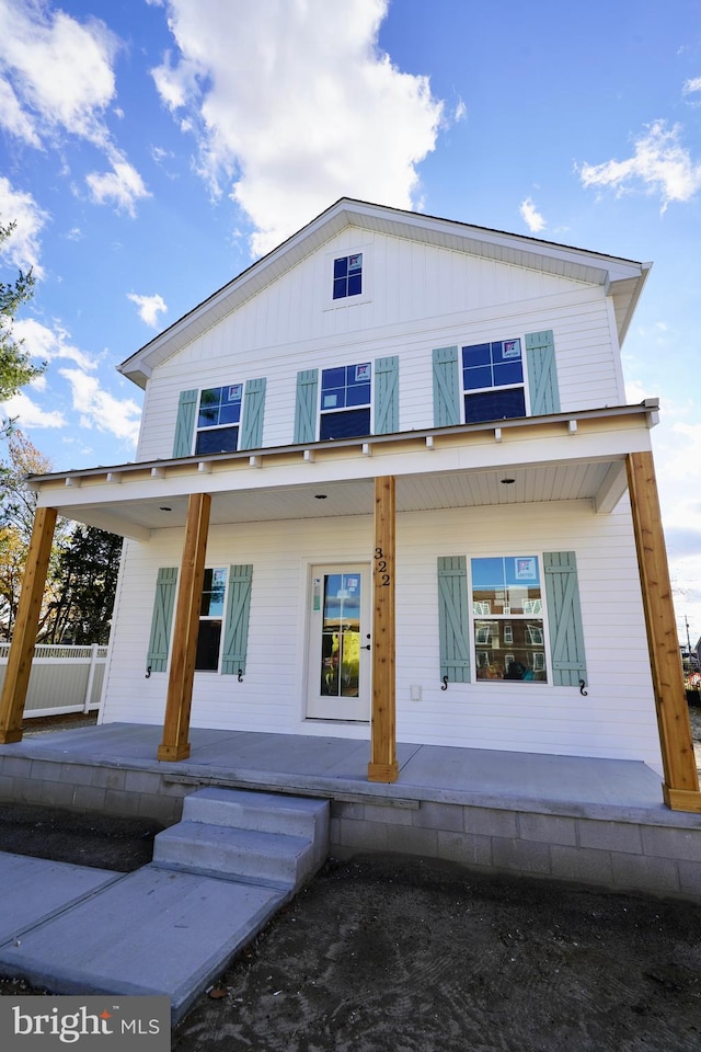 view of front of home featuring covered porch