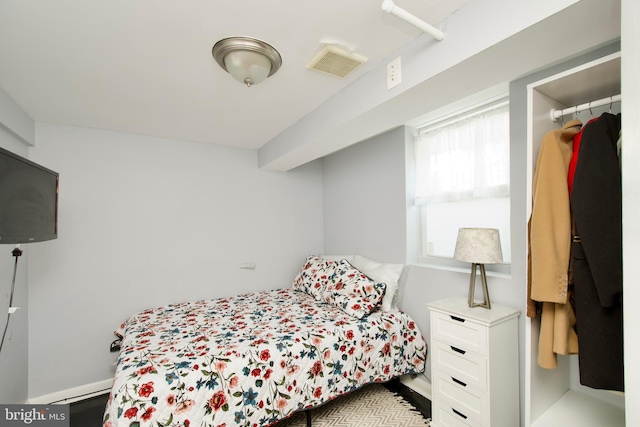 bedroom featuring a closet