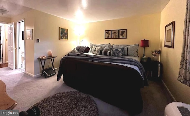 view of carpeted bedroom