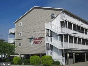 view of building exterior