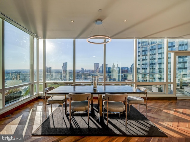 view of sunroom / solarium