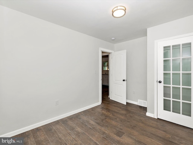 9732 Garis Shop Rd, Hagerstown, MD 21740 - unfurnished room featuring dark wood-type flooring and baseboards