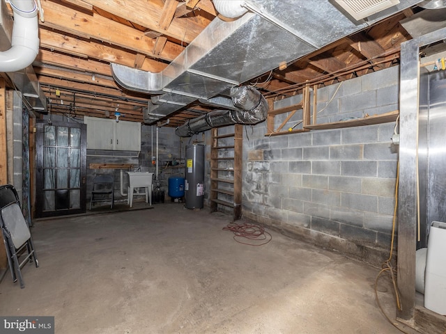 9732 Garis Shop Rd, Hagerstown, MD 21740 - unfinished below grade area featuring water heater and a sink