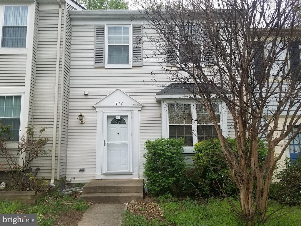 view of townhome / multi-family property