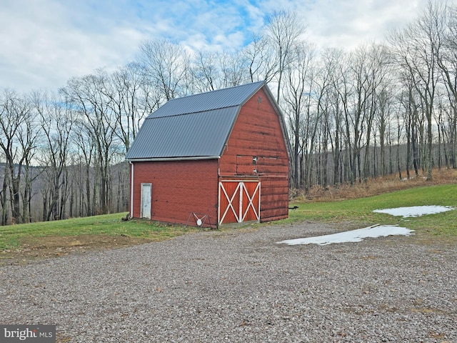 view of outdoor structure