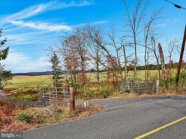 Listing photo 2 for 900 Belmont Rd, Gettysburg PA 17325