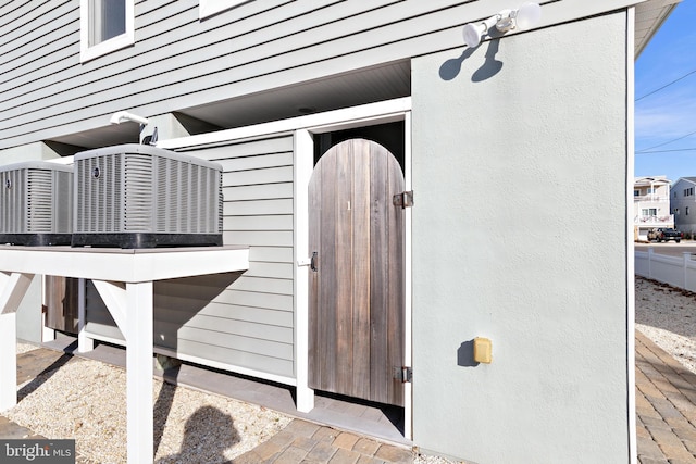 220 Taylor Ave, Beach Haven, NJ 08008 - view of exterior entry