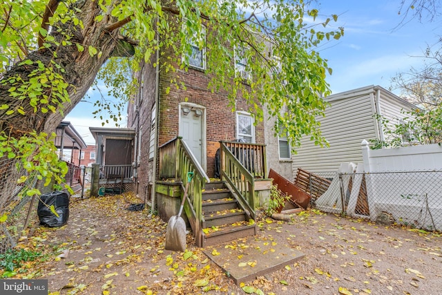 view of front of house