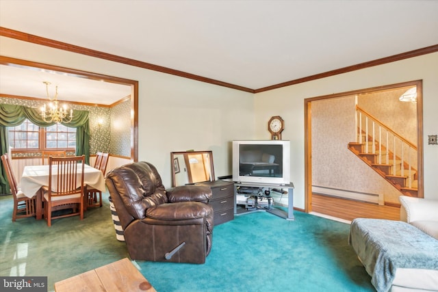 living room featuring carpet floors, a baseboard radiator, an inviting chandelier, and crown molding