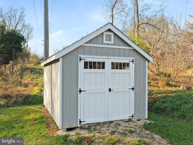 view of outdoor structure