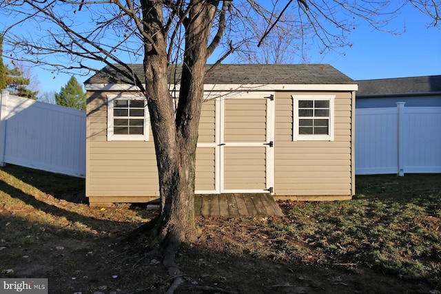 view of outbuilding