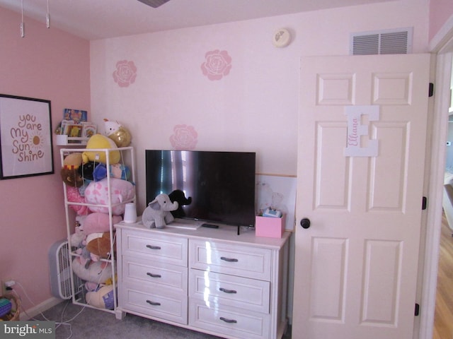 view of carpeted bedroom