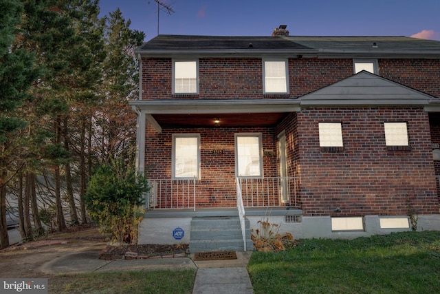 view of front of property with a porch