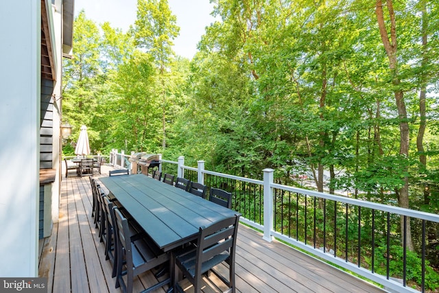 view of wooden deck