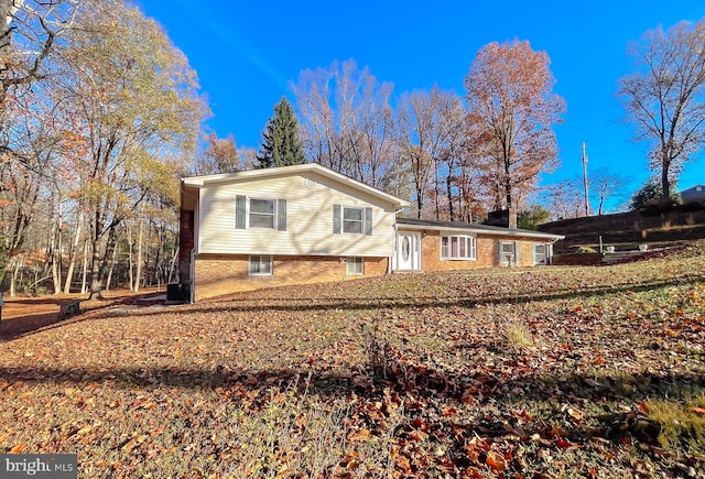 view of front of house