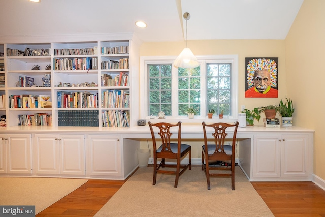 sitting room with recessed lighting, light wood-style flooring, and baseboards