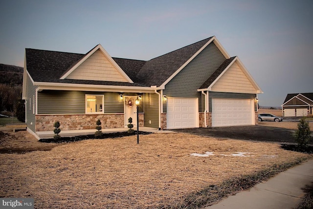 view of front facade with a garage