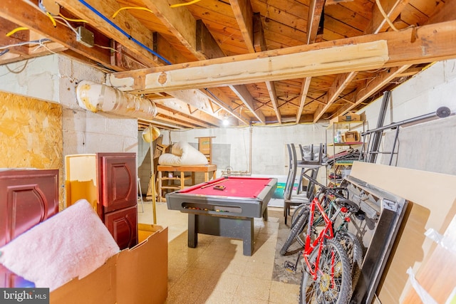 recreation room with pool table