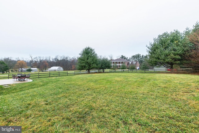 view of yard with a patio area