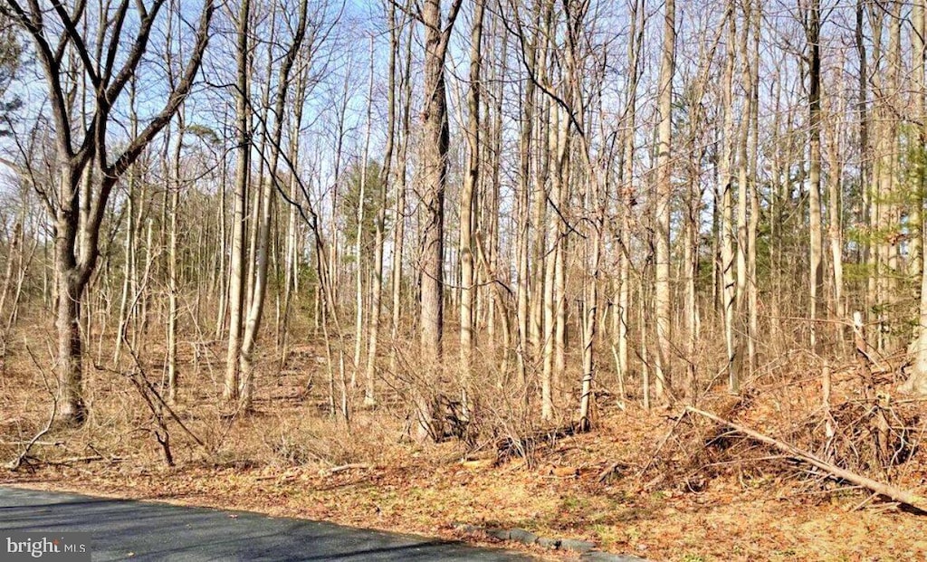 10 Hidden Pond Dr, Reading, PA 19607