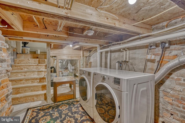510 Druid Hill Ave, Baltimore, MD 21201 - laundry room with washer and clothes dryer