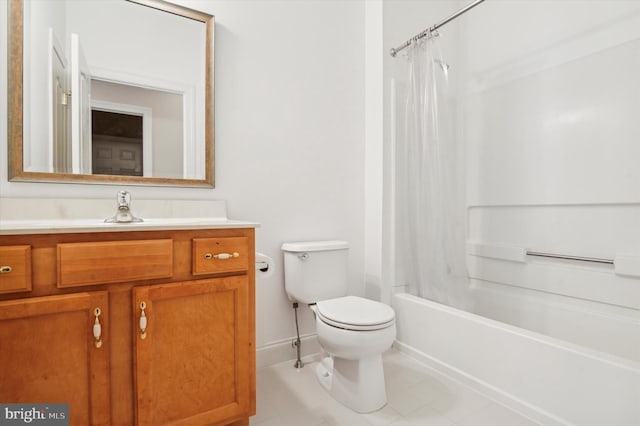 full bathroom featuring vanity, toilet, and shower / bath combo with shower curtain