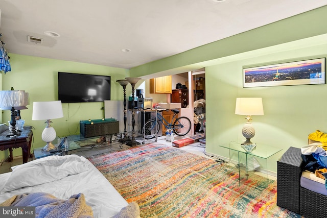 8111 Bird Ln, Greenbelt, MD 20770 - view of living area