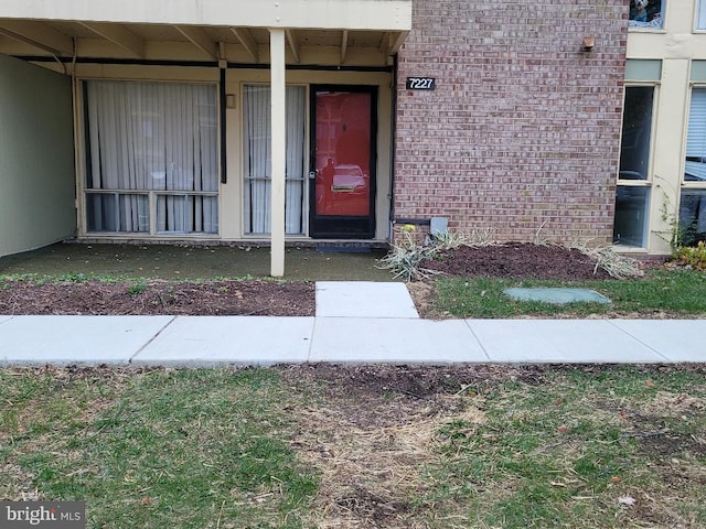 view of entrance to property