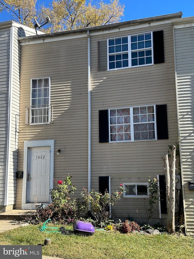 view of rear view of house