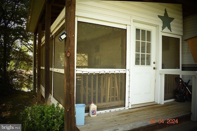 view of property entrance