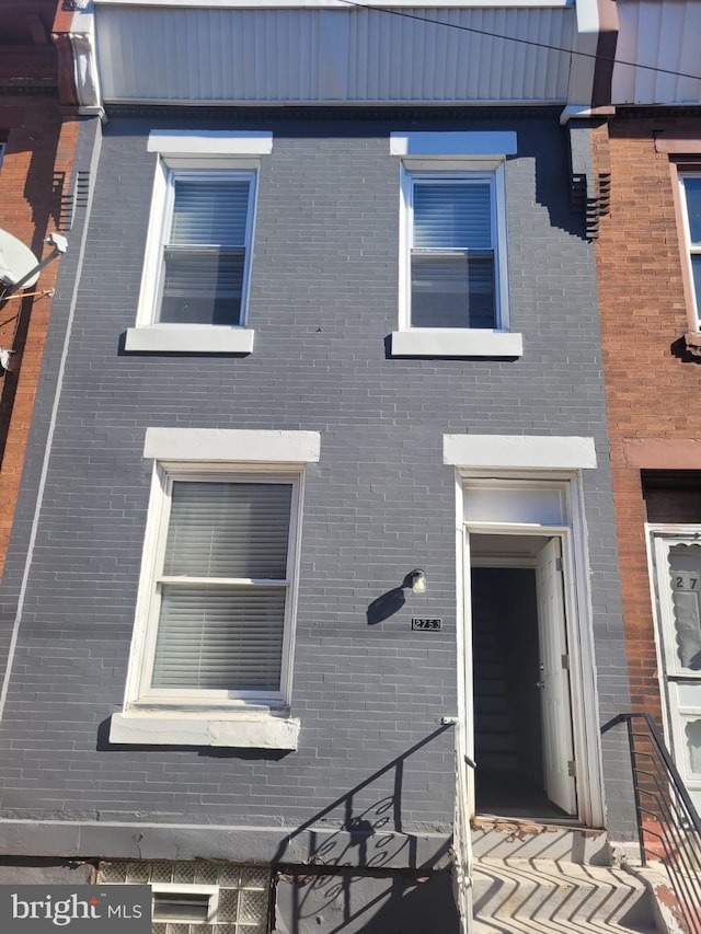 2753 N Garnet St, Philadelphia, PA 19132 - townhome / multi-family property with brick siding