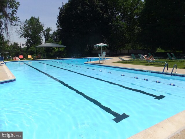 1710 Oakwood Ter Unit 3E, Penn Valley, PA 19072 - view of community pool
