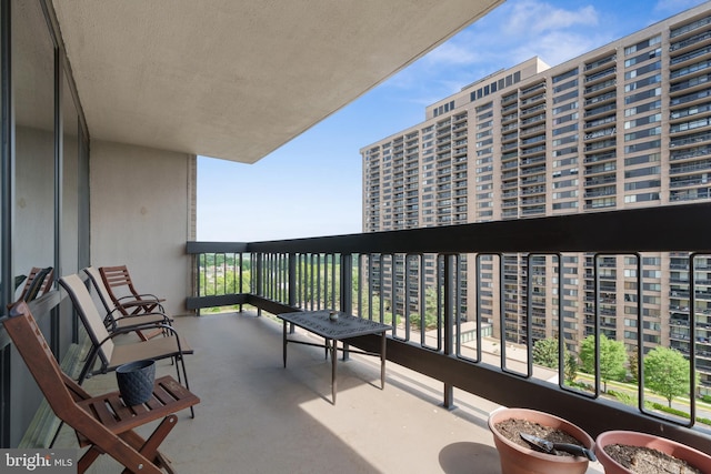 3701 S George Mason Dr Unit 1005N, Falls Church, VA 22041 - view of balcony