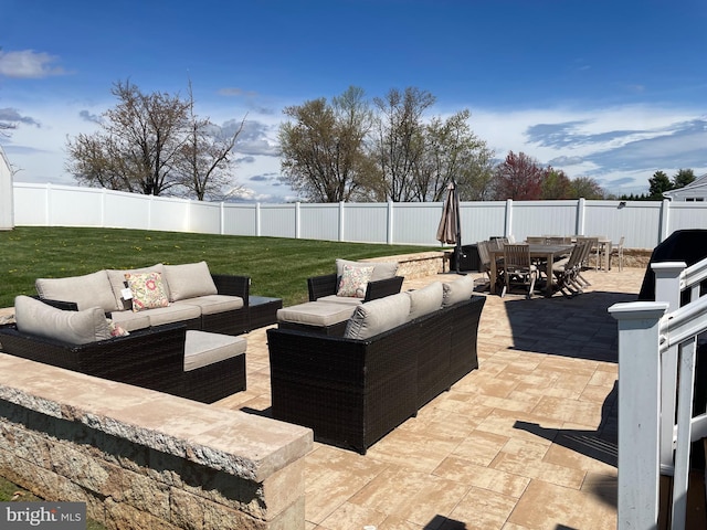 view of patio with outdoor lounge area