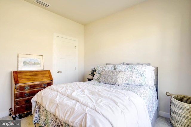 bedroom featuring carpet flooring