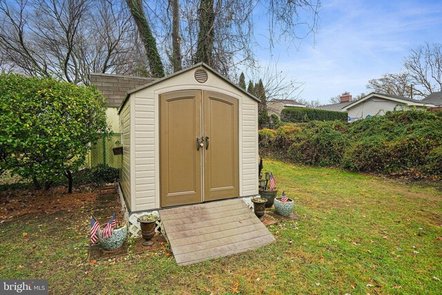 10501 Glenhaven Dr, Silver Spring, MD 20902 - view of shed